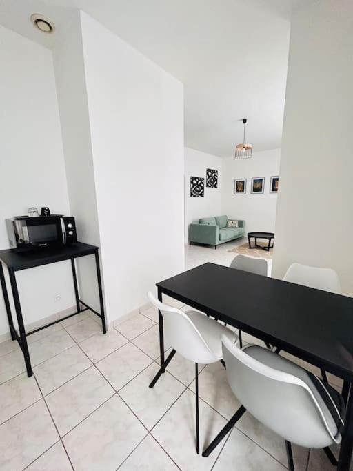 Appartement 1 Chambre Rue Faubourg De Besancon Montbeliard Exterior photo